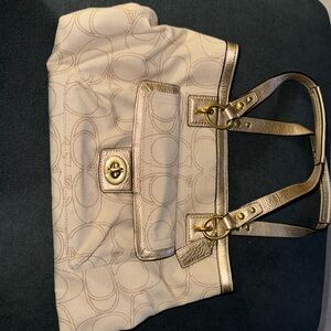 Vintage Coach shoulder bag. Cream with gold details